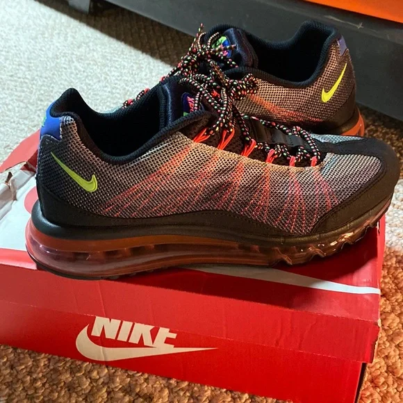 Nike | Shoes | Nike Air Max 9523 Dyn Fw | Poshmark display picture 2